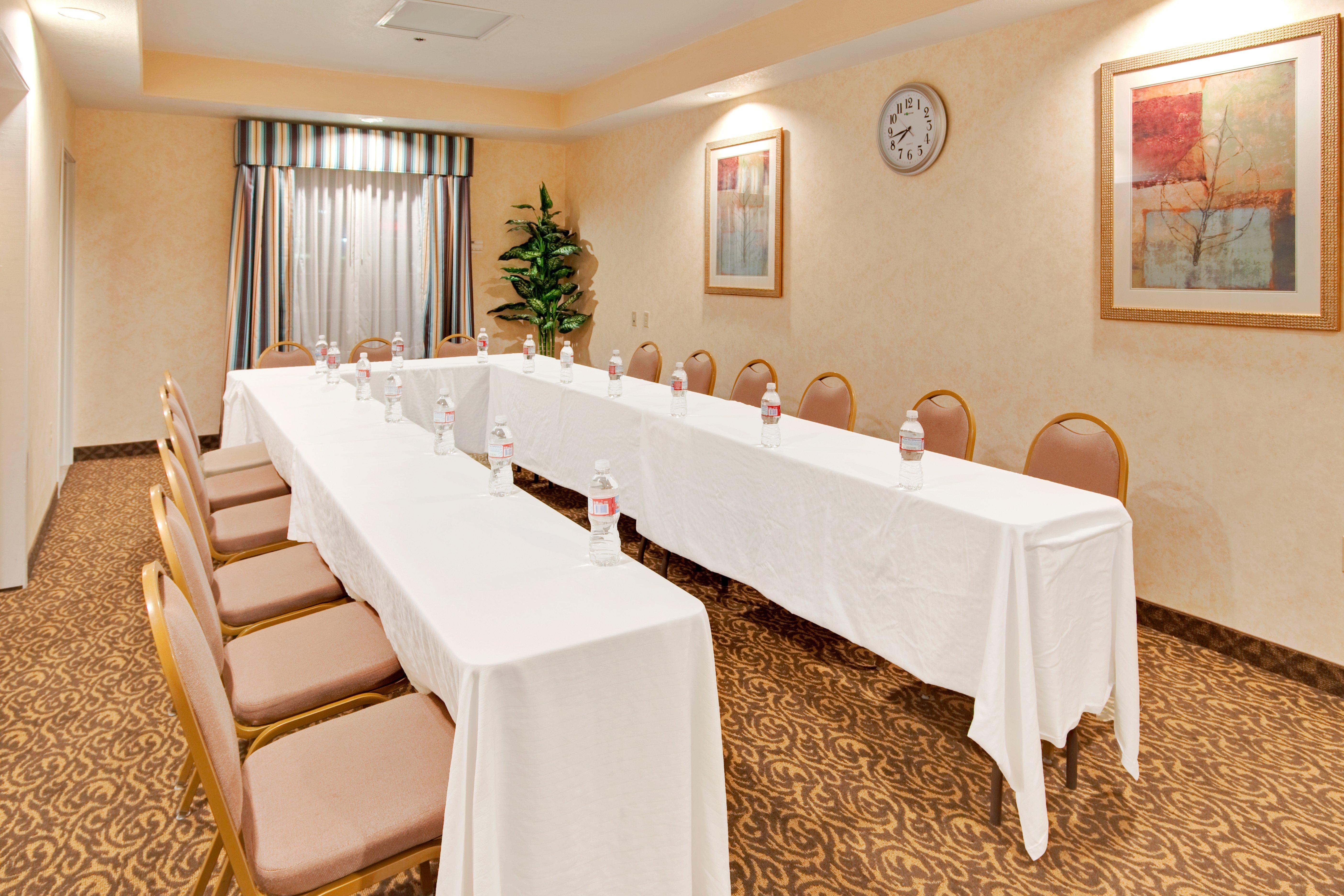 Holiday Inn Express Delano Highway 99 By Ihg Ngoại thất bức ảnh